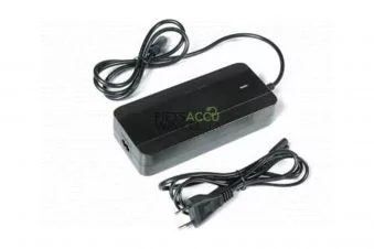 Cortina Ecomo snellader 4Ah 36V 3 pins nieuw zwart CSDlader4a 8719461041041 overzicht