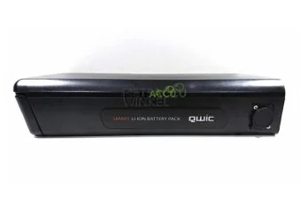 Qwic fietsaccu 36V 6Ah 216Wh bagagedrager zwart BA00028 zijkant